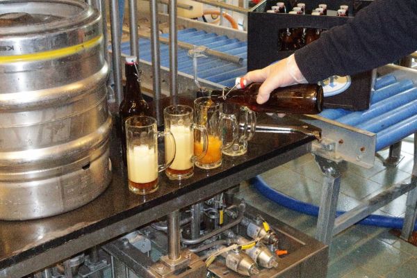 2025-bierabfuellung-00339C17D02-9E83-B1AC-D9E2-B2742D54410F.jpg